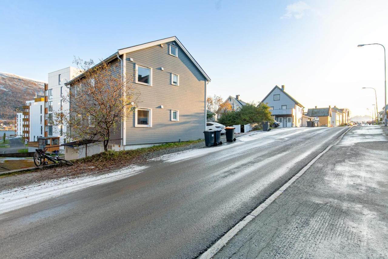 Luxury Apartement Close To City Centre With Free Parking Tromsø Extérieur photo
